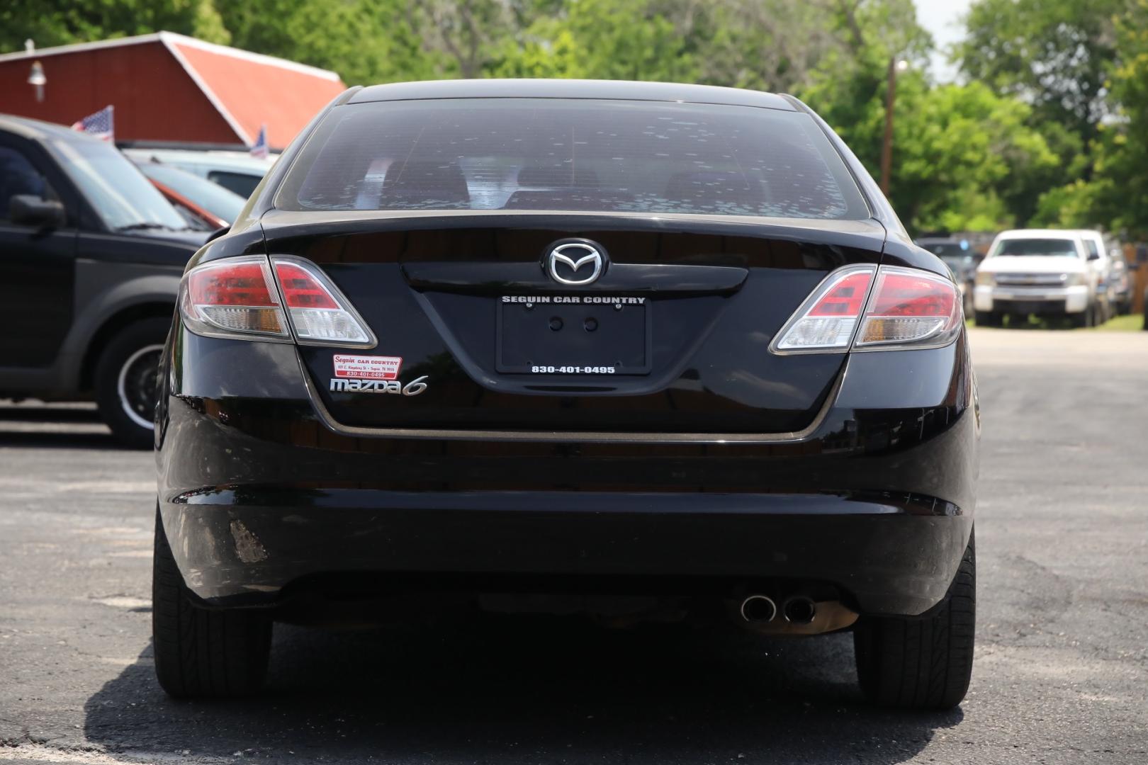 2013 BLACK MAZDA MAZDA6 i Touring (1YVHZ8DH7D5) with an 2.5L L4 DOHC 16V engine, 6-SPEED AUTOMATIC transmission, located at 420 E. Kingsbury St., Seguin, TX, 78155, (830) 401-0495, 29.581060, -97.961647 - Photo#5